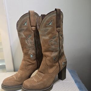 Roper Tan Embroidered Heeled Boots